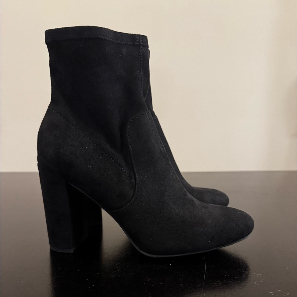 A New Day black booties, size 10
Brand new with tags